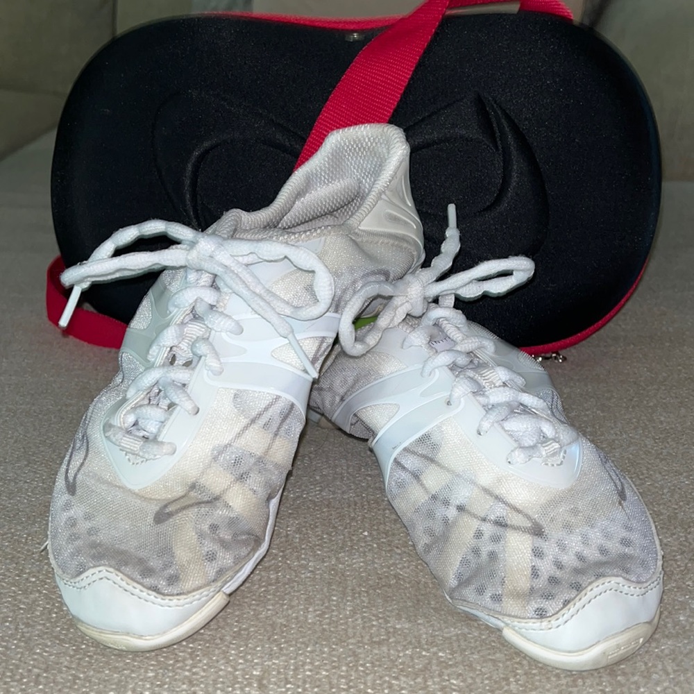 Infinity ♾ Vengeance Cheer Shoes